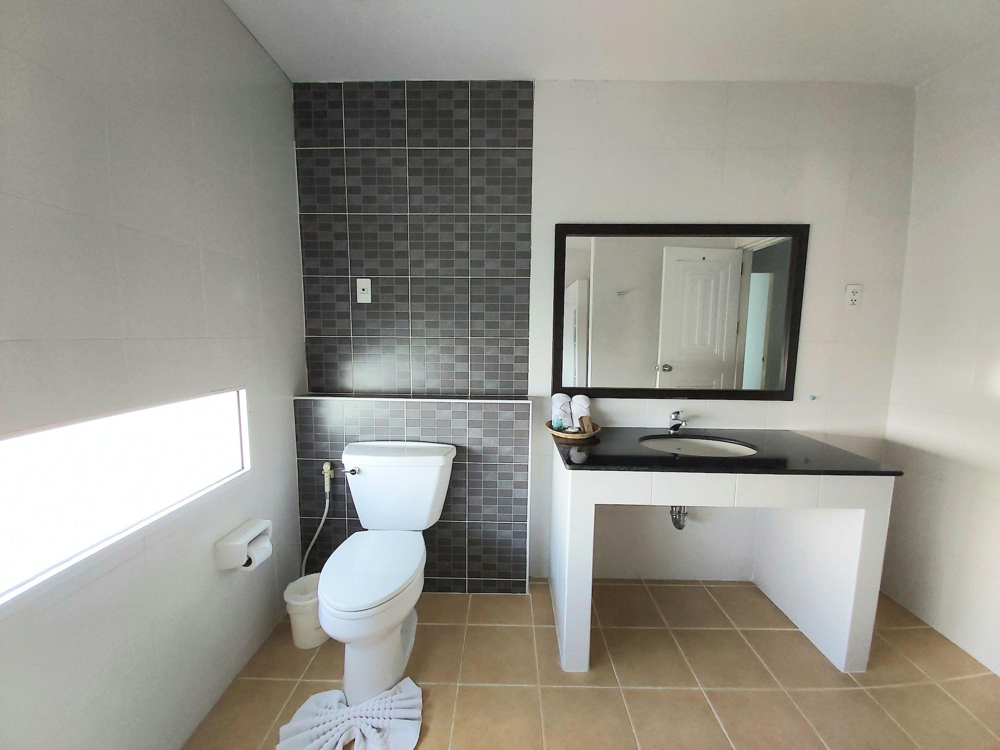 פרה נאקון סי איוטאיה Ampo Residence מראה חיצוני תמונה
